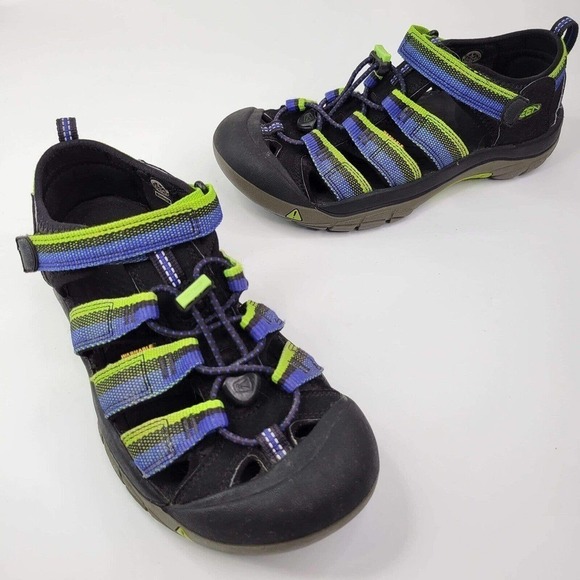 Keen NEWPORT H2 Closed Toe Sandals Big Kid's Size 5 Blue Hiking Water - Picture 1 of 8